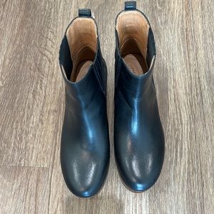 The Clog Boot in Leather